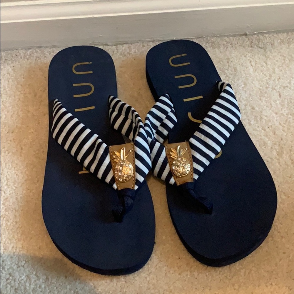 Flip flops